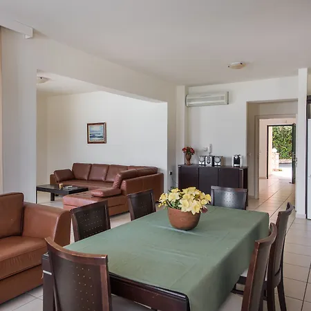 Mare Nostrum Villas * Chania (Crete)